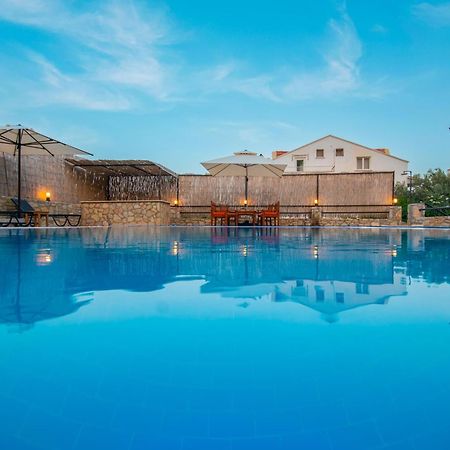 Oezguem Suite Otel Datca Exterior photo
