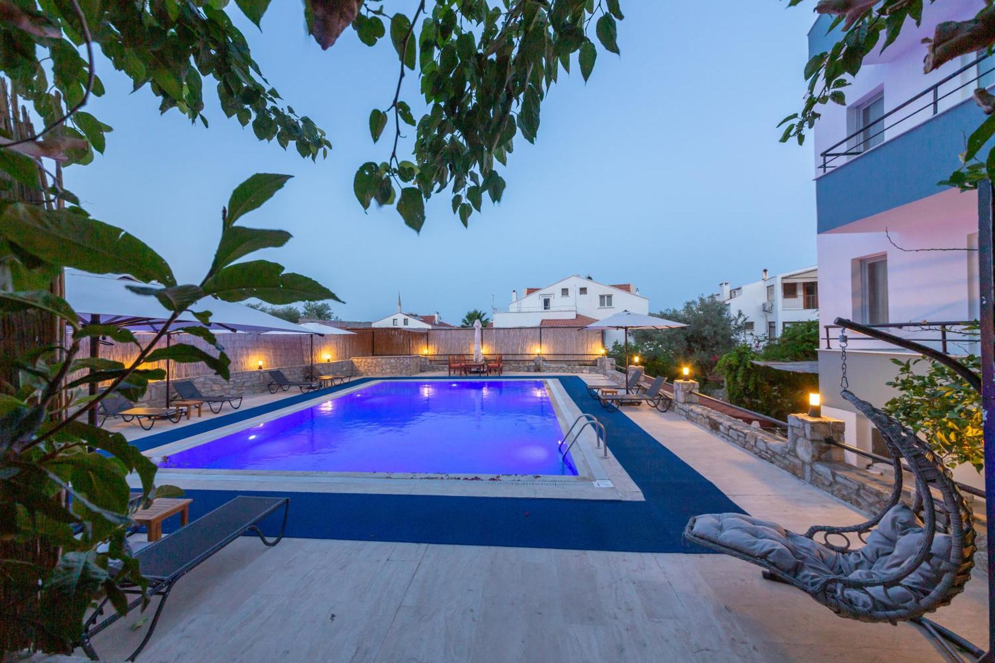 Oezguem Suite Otel Datca Exterior photo