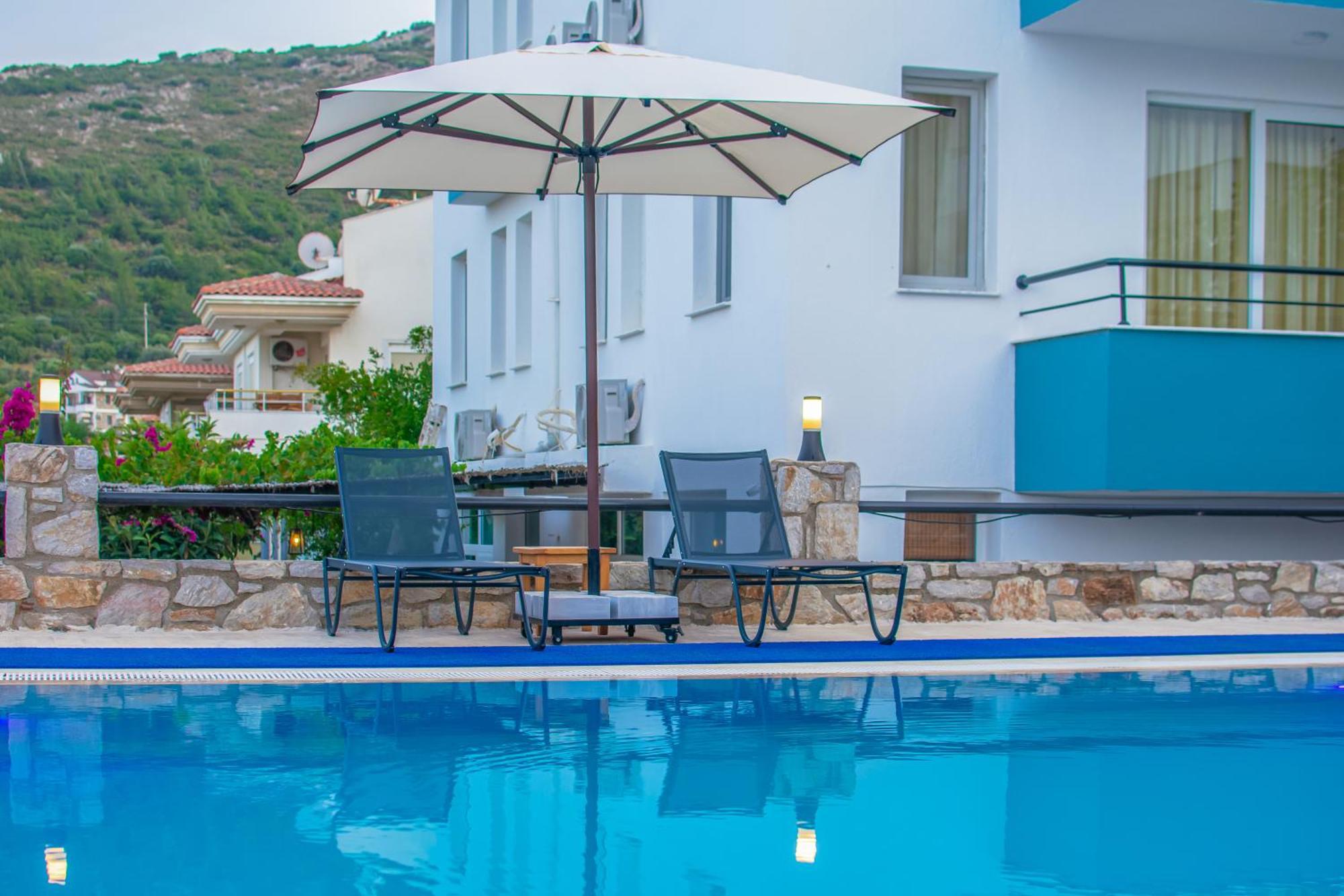 Oezguem Suite Otel Datca Exterior photo