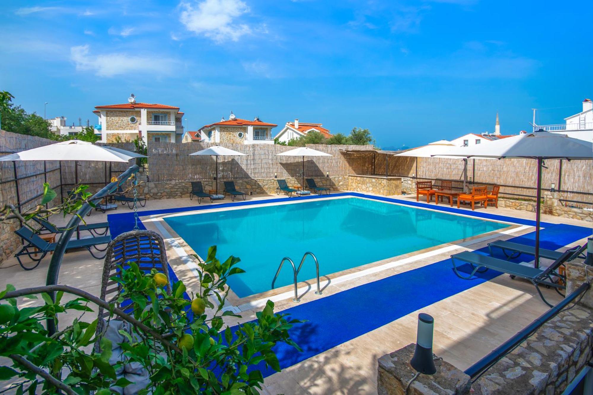 Oezguem Suite Otel Datca Exterior photo